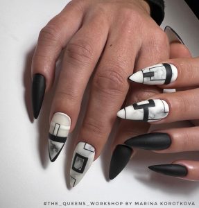 Μανικιούρ Πειραιάς, πεντικιούρ Πειραιάς, περιποίηση άκρων Πειραιάς, τοποθέτηση τζελ Πειραιάς, άκριτζελ Πειραιάς, ημιμόνιμο μανικιούρ Πειραιάς, The Qeen's