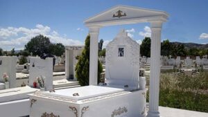 Μαρμαρογλυφείο Μακροχώρι Ημαθίας, μάρμαρα Μακροχώρι Ημαθίας, κατασκευή τάφων Μακροχώρι Ημαθίας, κατασκευή τζακιών Μακροχώρι Ημαθίας, πάγκοι Μακροχώρι Ημαθίας, δάπεδα Μακροχώρι Ημαθίας, σκαλίσματα αμμοβολής Μακροχώρι Ημαθίας, Μουρατίδης 