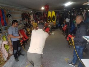 Μαθήματα kayak Ανατολή Ιωαννίνων, διάσωση με σχοινιά Ανατολή Ιωαννίνων, διάσωση σε ορμητικά νερά Ανατολή Ιωαννίνων, διάσωση από ύψος Ανατολή Ιωαννίνων, διάσχιση φαραγγιών Ανατολή Ιωαννίνων, rafting Ανατολή Ιωαννίνων, Metavasi