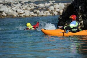 Μαθήματα kayak Ανατολή Ιωαννίνων, διάσωση με σχοινιά Ανατολή Ιωαννίνων, διάσωση σε ορμητικά νερά Ανατολή Ιωαννίνων, διάσωση από ύψος Ανατολή Ιωαννίνων, διάσχιση φαραγγιών Ανατολή Ιωαννίνων, rafting Ανατολή Ιωαννίνων, Metavasi