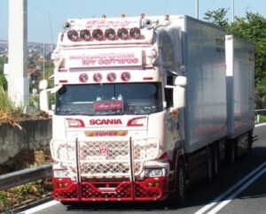 Μεταφορική εταιρεία Καλαμάτα, ψυγειομεταφορές Καλαμάτα, μεταφορές νωπών προϊόντων Καλαμάτα, μετακομίσεις Καλαμάτα, φορτηγά ψυγεία Καλαμάτα, Frigo Trans