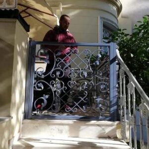 Μεταλλικές κατασκευές Πειραιάς, αλουμίνια Πειραιάς, σιδηροκατασκευές Πειραιάς, κουφώματα pvc Πειραιάς, ρολά ασφαλείας Πειραιάς, σίτες Πειραιάς, αντικαταστάσεις κουφωμάτων Πειραιάς, Edmir 