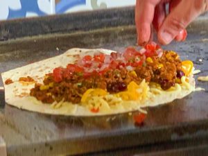 Μεξικάνικο εστιατόριο Φηρά Σαντορίνη, καυτερά φαγητά Φηρά Σαντορίνη, τορτίγιες Φηρά Σαντορίνη, νάτσος Φηρά Σαντορίνη, κοκτέιλ Φηρά Σαντορίνη, μπέργκερ Φηρά Σαντορίνη, Taqueria