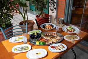 Μεζεδοπωλείο Εξάρχεια Αθήνα, εστιατόριο Εξάρχεια Αθήνα, ταβέρνα Εξάρχεια Αθήνα, ψαρικά Εξάρχεια Αθήνα, φρέσκα ψάρια Εξάρχεια Αθήνα, θαλασσινά Εξάρχεια Αθήνα, ζυμαρικά Εξάρχεια Αθήνα, Χωνί