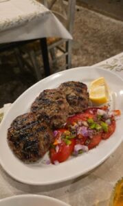 Μεζεδοπωλείο Ηλιούπολη, ταβέρνα Ηλιούπολη, κρητική κουζίνα Ηλιούπολη, μαγειρευτά φαγητά Ηλιούπολη, ψητά κρέατα Ηλιούπολη, θαλασσινά Ηλιούπολη, χειροποίητες πίτες Ηλιούπολη, Mitato 