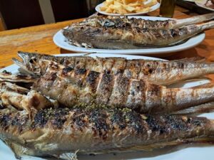 Μεζεδοπωλείο Κορυδαλλός, ταβέρνα Κορυδαλλός, ουζερί Κορυδαλλός, φρέσκα ψάρια Κορυδαλλός, θαλασσινά Κορυδαλλός, μαγειρευτά φαγητά Κορυδαλλός, ψητά κρέατα Κορυδαλλός, Ο Στράτος 