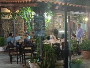 Μεζεδοπωλείο Μαραθόκαμπος Σάμος, καφενείο Μαραθόκαμπος Σάμος, ταβέρνα Μαραθόκαμπος Σάμος, μεζέδες Μαραθόκαμπος Σάμος, μαγειρευτά φαγητά Μαραθόκαμπος Σάμος, θαλασσινά Μαραθόκαμπος Σάμος, ψητά κρέατα Μαραθόκαμπος Σάμος, ποτά Μαραθόκαμπος Σάμος, Σταθμός 