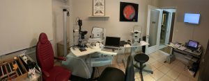 Οφθαλμιατρείο Χίος, οφθαλμίατρος Χίος, οφθαλμολογικό κέντρο Χίος, χειρουργική καταρράκτη Χίος, θεραπευτικά laser μυωπίας Χίος, βλεφαροπλαστική Χίος, στραβισμός Χίος, αφαίρεση πτερυγίων Χίος, Chiosvision