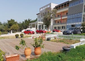 Οίκος ευγηρίας Άνω Τούμπα Θεσσαλονίκης, γηροκομείο Άνω Τούμπα Θεσσαλονίκης, μονάδα φροντίδας ηλικιωμένων Άνω Τούμπα Θεσσαλονίκης, νοσηλευτικές υπηρεσίες Άνω Τούμπα Θεσσαλονίκης, ιατρική παρακολούθηση Άνω Τούμπα Θεσσαλονίκης, Χαρίσειο 