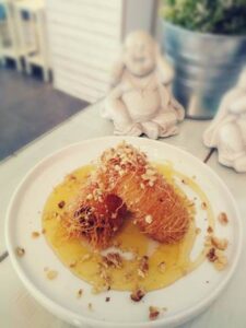 Ουζερί Καλαμαριά Θεσσαλονίκης, εστιατόριο Καλαμαριά Θεσσαλονίκης, ταβέρνα Καλαμαριά Θεσσαλονίκης, φρέσκα ψάρια Καλαμαριά Θεσσαλονίκης, θαλασσινά Καλαμαριά Θεσσαλονίκης, ζυμαρικά Καλαμαριά Θεσσαλονίκης, μαγειρευτά φαγητά Καλαμαριά Θεσσαλονίκης, Βούδας 