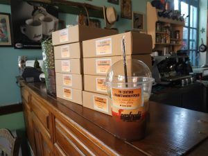 Παραδοσιακό καφενείο Χαλκείο Νάξος, καφενείο Χαλκείο Νάξος, καφές Χαλκείο Νάξος, γλυκά Χαλκείο Νάξος, σπιτικό φαγητό Χαλκείο Νάξος. Παραδοσιακά καφενεία Χαλκείο Νάξος, Το Σπιτικό Γαλακτομπούρεκο.