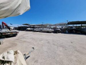 Πάρκινγκ σκαφών Λαύριο, πάρκινγκ αυτοκινήτων Λαύριο, συντήρηση σκαφών Λαύριο, επισκευή σκαφών Λαύριο, ανελκύσεις σκαφών Λαύριο, μεταφορά σκαφών Λαύριο, στεγασμένες θέσεις Λαύριο, Αντωνιάδης 