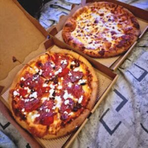 Πιτσαρία Νίκαια Αττικής, ζυμαρικά Νίκαια Αττικής, πίτσες Νίκαια Αττικής, ριζότο Νίκαια Αττικής, πεινερλί Νίκαια Αττικής, burgers Νίκαια Αττικής, club sandwich Νίκαια Αττικής, γλυκά Νίκαια Αττικής, La Greca 