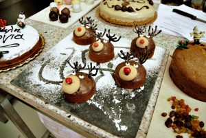 Πρώτες ύλες ζαχαροπλαστικής Ρόδος Τσαΐρι, πρώτες ύλες αρτοποιίας Ρόδος, προϊόντα παγωτού Ρόδος Τσαΐρι, προϊόντα σοκολάτας Ρόδος Τσαΐρι. Μείγματα αρτοποιίας Ρόδος Τσαΐρι, μείγματα παγωτών Ρόδος Τσαΐρι, Διμέλλης