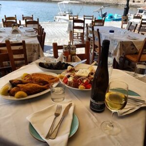 Ψαροταβέρνα Παλιά Πόλη Χανίων, ταβέρνα Παλιά Πόλη Χανίων, θαλασσινά Παλιά Πόλη Χανίων, φρέσκα ψάρια Παλιά Πόλη Χανίων, ζυμαρικά Παλιά Πόλη Χανίων, ψαρομεζέδες Παλιά Πόλη Χανίων, Αποστόλης