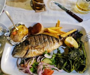 Ψαροταβέρνα Ρόδος, ταβέρνα Ρόδος, ουζερί Ρόδος, φρέσκα ψάρια Ρόδος, θαλασσινά Ρόδος, ζυμαρικά Ρόδος, μαγειρευτά φαγητά Ρόδος, ψητά κρέατα Ρόδος, Λαγκάνης  