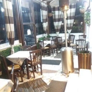 Ψητοπωλείο Παροικία Πάρος, σουβλατζίδικο Παροικία Πάρος, σουβλάκι Παροικία Πάρος, μερίδες κρεάτων Παροικία Πάρος, γύρος κοτόπουλο Παροικία Πάρος, καλαμάκια κοτόπουλο Παροικία Πάρος, Ρούσσος