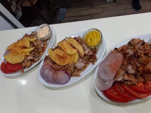 Ψητοπωλείο Καλαμάτα, ταβέρνα Καλαμάτα, εστιατόριο Καλαμάτα, σουβλάκι Καλαμάτα, σκεπαστές Καλαμάτα, κοντοσούβλι Καλαμάτα, κοκορέτσι Καλαμάτα, κοτόπουλο σχάρας Καλαμάτα, Έλατος