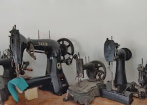 Ραπτομηχανές Κολωνός Αθήνα, επαγγελματικές ραπτομηχανές Κολωνός Αθήνα, είδη κοπτηριού Κολωνός Αθήνα, είδη σιδερωτηρίου Κολωνός Αθήνα, στριφωτήρια Κολωνός Αθήνα, ψαλίδια Κολωνός Αθήνα, Κανελλόπουλος 