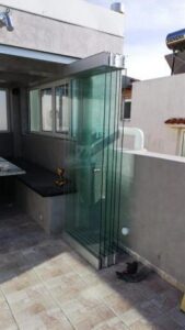 Συστήματα αλουμινίου Πειραιάς, μεταλλικές κατασκευές Πειραιάς, κουφώματα αλουμινίου Πειραιάς, κάγκελα Πειραιάς, ρολά Πειραιάς, γκαραζόπορτες Πειραιάς, ψευδοροφές Πειραιάς, πόρτες ασφαλείας Πειραιάς, σκάλες Πειραιάς, μεταλλικά έπιπλα Πειραιάς, Ags 