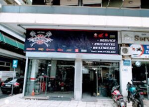 Συνεργείο μηχανών Αμπελόκηποι Αθήνα, επισκευές μηχανών Αμπελόκηποι Αθήνα, ανταλλακτικά μηχανών Αμπελόκηποι Αθήνα, service μηχανών Αμπελόκηποι Αθήνα, βελτιώσεις μηχανών Αμπελόκηποι Αθήνα, Moto House 