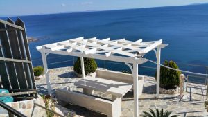 Συστήματα σκίασης Βροντάδος Χίου, τέντες Βροντάδος Χίου, κουρτίνες Βροντάδος Χίου, κουρτινόξυλα Βροντάδος Χίου. Χαλιά Βροντάδος Χίου, μοκέτες Βροντάδος Χίου. Σύστημα σκίασης Βροντάδος Χίου, Τέντες Κωστοπούλης 