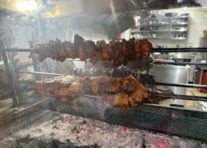 Ταβέρνα Γάϊος Παξοί, τσιπουράδικο Γάϊος Παξοί, ψητά κρέατα Γάϊος Παξοί, μαγειρευτά φαγητά Γάϊος Παξοί, ψητά στην σούβλα Γάϊος Παξοί, ποικιλίες κρεατικών Γάϊος Παξοί, Λιλάς 