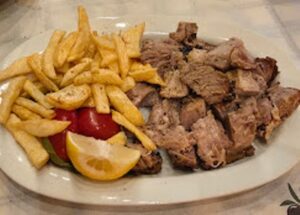 Ταβέρνα Γάϊος Παξοί, τσιπουράδικο Γάϊος Παξοί, ψητά κρέατα Γάϊος Παξοί, μαγειρευτά φαγητά Γάϊος Παξοί, ψητά στην σούβλα Γάϊος Παξοί, ποικιλίες κρεατικών Γάϊος Παξοί, Λιλάς 