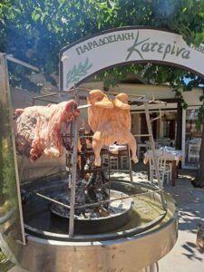 Ταβέρνα Κρούστας Λασιθίου, ψησταριά Κρούστας Λασιθίου, ψητά κρέατα Κρούστας Λασιθίου, ψητά στην σούβλα Κρούστας Λασιθίου, μαγειρευτά φαγητά Κρούστας Λασιθίου, ζυμαρικά Κρούστας Λασιθίου, χειροποίητες πίτες Κρούστας Λασιθίου, Κατερίνα 