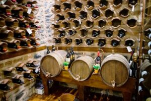 Ταβέρνα Παλαιός Άγιος Αθανάσιος, εστιατόριο Παλαιός Άγιος Αθανάσιος, ψητά κρέατα Παλαιός Άγιος Αθανάσιος, χειροποίητες πίτες Παλαιός Άγιος Αθανάσιος, μαγειρευτά φαγητά Παλαιός Άγιος Αθανάσιος, ζυμαρικά Παλαιός Άγιος Αθανάσιος, Καταφύγιο