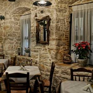 Tavern Corfu, Tavern Old Town Corfu, restaurant Corfu, restaurant Old Town Corfu, sea food Corfu, sea food Old Town Corfu. Ταβέρνα Κέρκυρα. Ταβέρνα Παλαιά Πόλη Κέρκυρα, εστιατόριο Κέρκυρα, εστιατόριο Παλαιά Πόλη Κέρκυρα, Πέργολα