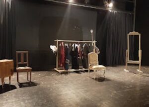 Θέατρο Κάτω Πετράλωνα, θεατρικές παραστάσεις Κάτω Πετράλωνα, παιδικά πάρτι Κάτω Πετράλωνα, σεμινάρια θέατρου Κάτω Πετράλωνα, κωμωδίες Κάτω Πετράλωνα, δραματική παράσταση Κάτω Πετράλωνα, τραγωδία παράσταση Κάτω Πετράλωνα, Αλκμήνη 