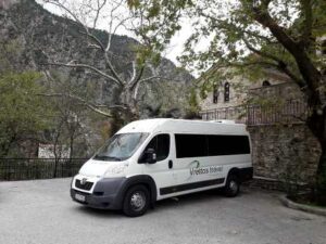 Τουριστικό γραφείο Νυδρί Λευκάδα, εκδρομές Νυδρί Λευκάδα, τουριστικές ξεναγήσεις Νυδρί Λευκάδα, μεταφορά σε λιμάνι Νυδρί Λευκάδα, μεταφορά σε αεροδρόμιο Νυδρί Λευκάδα, Vrettos 