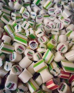 Χειροποίητα ζαχαρωτά Νάξος, καραμέλες Νάξος, γλειφιτζούρια Νάξος, μπομπονιέρες Νάξος, candy bar Νάξος, chocolollipops Νάξος, King Of Candy