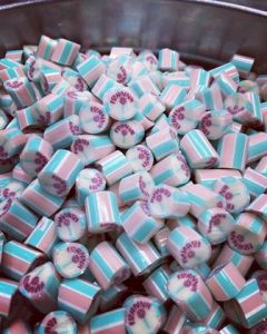 Χειροποίητα ζαχαρωτά Νάξος, καραμέλες Νάξος, γλειφιτζούρια Νάξος, μπομπονιέρες Νάξος, candy bar Νάξος, chocolollipops Νάξος, King Of Candy