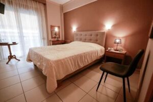 Ξενοδοχείο Νέος Μαρμαράς Χαλκιδικής, ενοικιαζόμενα δωμάτια Νέος Μαρμαράς Χαλκιδικής, ενοικιαζόμενα διαμερίσματα Νέος Μαρμαράς Χαλκιδικής, κατάλυμα Νέος Μαρμαράς Χαλκιδικής, διαμονή Νέος Μαρμαράς Χαλκιδικής, Ioanna 