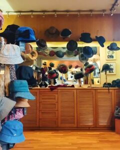 Χειροποίητα αξεσουάρ Αμπελόκηποι Αττικής, χειροποίητα καπέλα Αμπελόκηποι Αττικής. Τσάντες Αμπελόκηποι Αττικής, γάντια Αμπελόκηποι Αττικής, ρούχα Αμπελόκηποι Αττικής.  Χειροποίητο αξεσουάρ Αμπελόκηποι Αττικής, χειροποίητο καπέλο Αμπελόκηποι Αττικής. Τσάντα Αμπελόκηποι Αττικής, ρούχο Αμπελόκηποι Αττικής. Karoussos Katerina