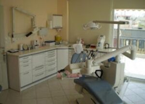 Χειρουργός Οδοντίατρος Άγιος Παντελεήμονας, οδοντιατρείο Άγιος Παντελεήμονας, λεύκανση δοντιών Άγιος Παντελεήμονας, απονεύρωση δοντιών Άγιος Παντελεήμονας, εξαγωγή δοντιών Άγιος Παντελεήμονας, σφραγίσματα δοντιών Άγιος Παντελεήμονας, Παναγιώτου 