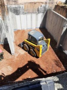 Χωματουργικές εργασίες Γέρακας, εκσκαφές Γέρακας, εκβραχισμοί Γέρακας, διανοίξεις δρόμων Γέρακας, κατεδαφίσεις Γέρακας, αποκομιδή μπαζών Γέρακας, αποχετευτικά έργα Γέρακας, Χατζής 