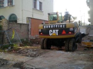 Χωματουργικές εργασίες Γλυφάδα, κατεδαφίσεις Γλυφάδα, εκσκαφές Γλυφάδα, εκβραχισμοί Γλυφάδα, μεταφορά μπάζων Γλυφάδα διανοίξεις δρόμων Γλυφάδα, Μονογυιός