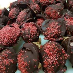 Ζαχαροπλαστείο Ύδρα, γλυκά Ύδρα, υδρέϊκα αμυγδαλωτά Ύδρα, γλυκά γάμου Ύδρα, γλυκά βάπτισης Ύδρα, τούρτες Ύδρα, πάστες Ύδρα, σιροπιαστά γλυκά Ύδρα, παγωτά Ύδρα, Τσαγκάρη