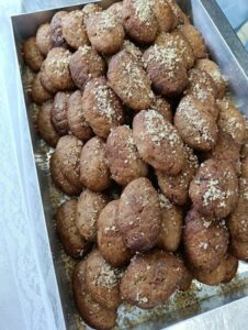 Ζαχαροπλαστείο Κορυδαλλός, γλυκά Κορυδαλλός, σιροπιαστά γλυκά Κορυδαλλός, τούρτες Κορυδαλλός, γαμήλιες τούρτες Κορυδαλλός, πάστες Κορυδαλλός, παγωτά Κορυδαλλός, σοκολατένια αυγά Κορυδαλλός, Μελιτούττα 