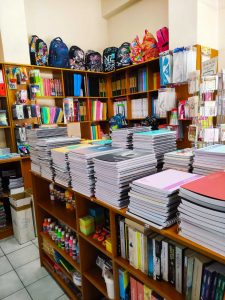 Βιβλιοπωλείο Πάτρα, βιβλιοχαρτοπωλείο Πάτρα, σχολικά είδη Πάτρα, γραφική ύλη Πάτρα, είδη γραφείου Πάτρα, βιβλία Πάτρα, εκτυπώσεις Πάτρα, βιβλιοδεσίες, Copy Spot